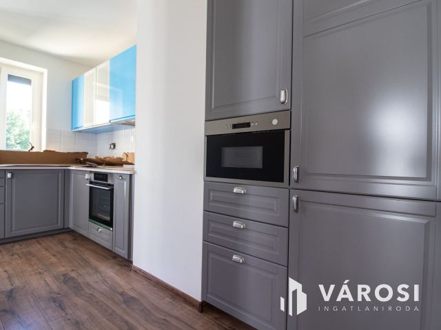 Kulcsrakész lakás Péterhegyen G-F-3