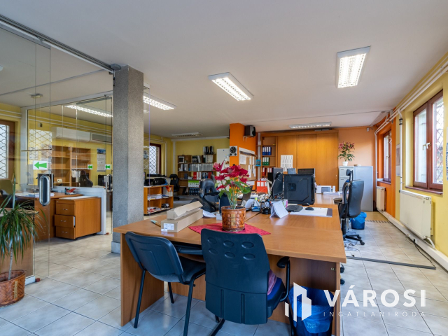 Soroksári úton iparterület eladó, akár működő üzemmel