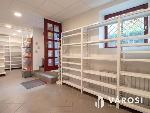 Orczy úton 44 m2-es, utcai bejáratú üzlethelyiség eladó