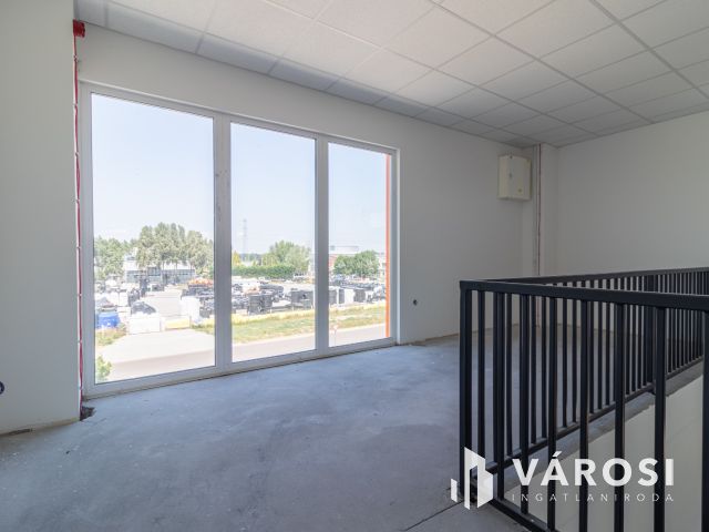 ÚJ ÉPÍTÉSŰ IPARI INGATLAN DABASON KIADÓ