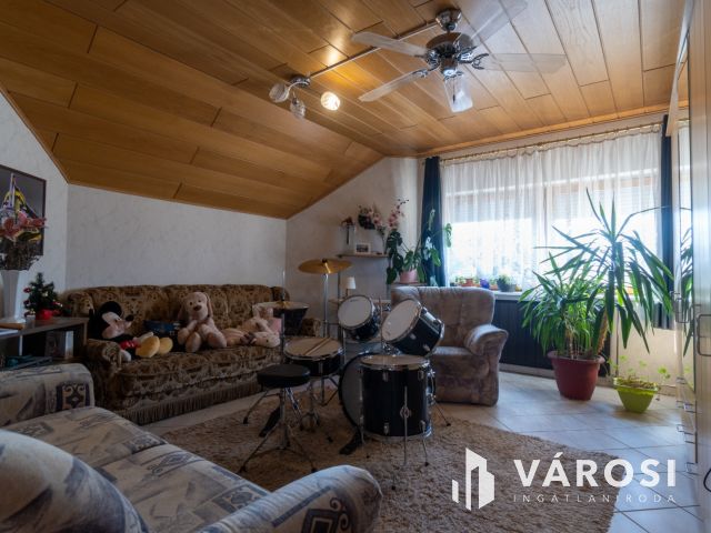 Családi ház és apartman egyben-kiváló befektetési lehetőség