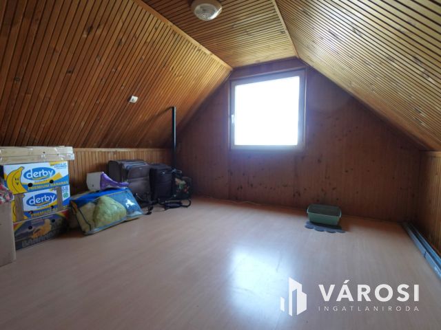 Telephely ár alatt Esztergomban!