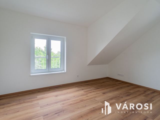 Panorámás luxus lakás Balatonföldváron