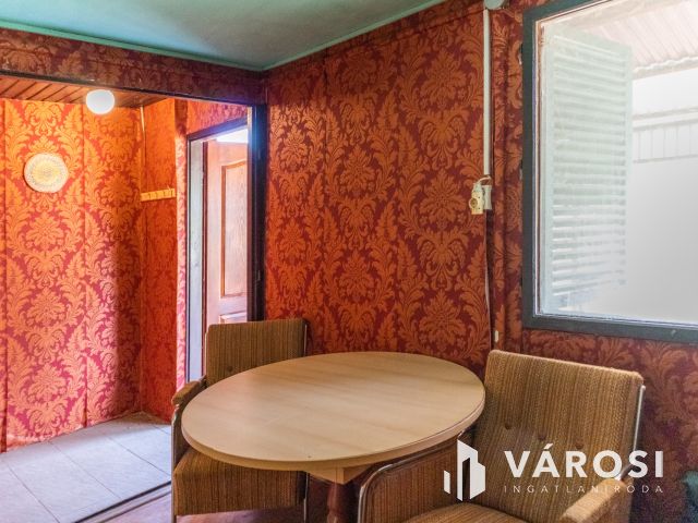 Szatymazi zártkertben könnyűszerkezetes házikó