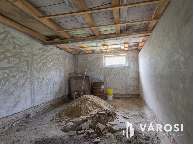 Nagy családi ház a város központjában