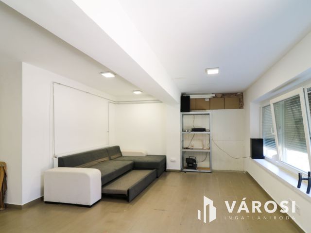 Felújított, működő apartman eladó