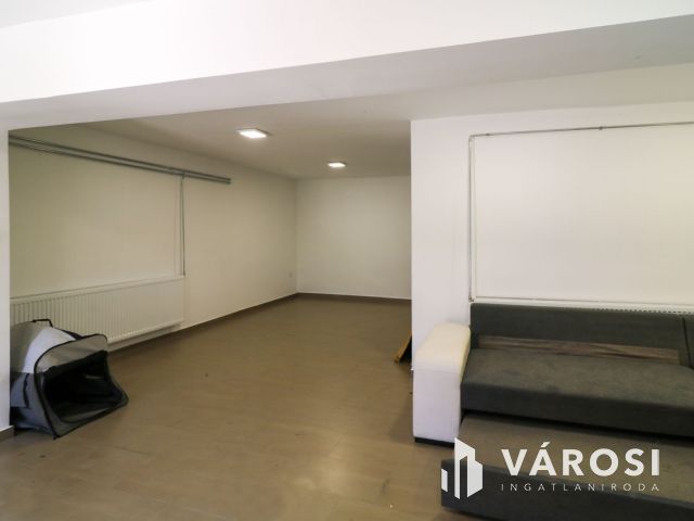 Felújított, működő apartman eladó