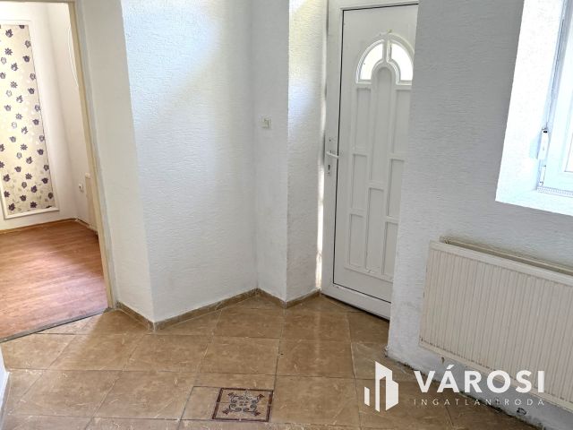 Felújított földszinti lakás Sátoraljaújhelyen eladó