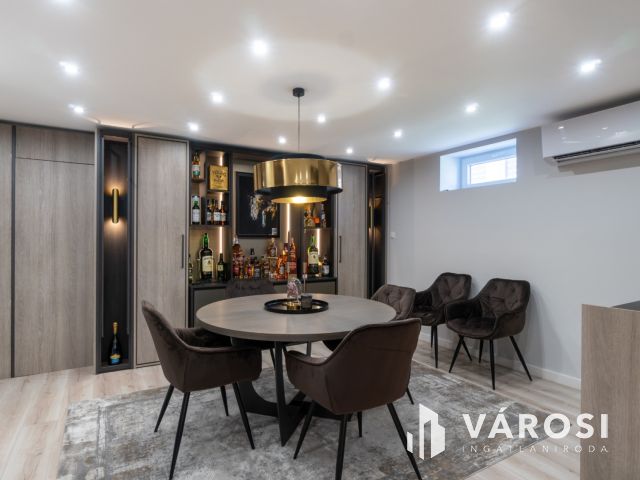 Exkluzív családi ház Tiszaföldvár szívében