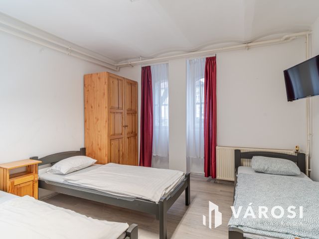 Egy szelet történelem a Bécsi körúton