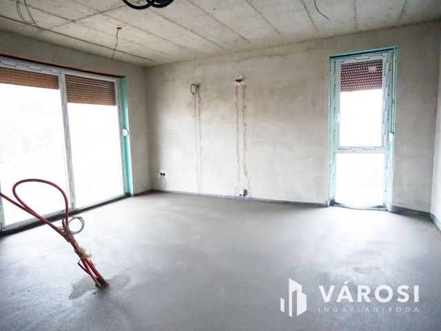 Gyálon eladó új építésű 4 hálós ikerfél csendes utcában