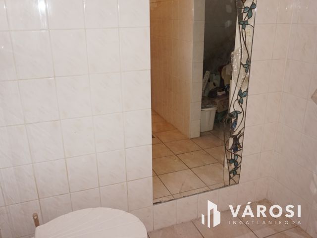 Felújítandó ház Vásárhely belváros közeli részén