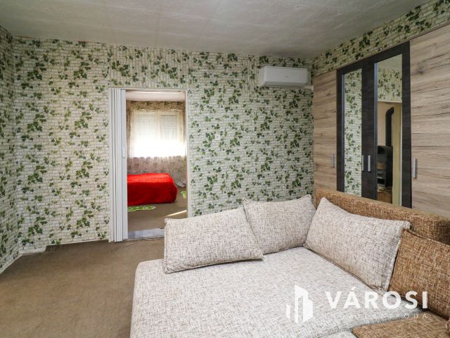 Eladó családi ház Abony csendes részén