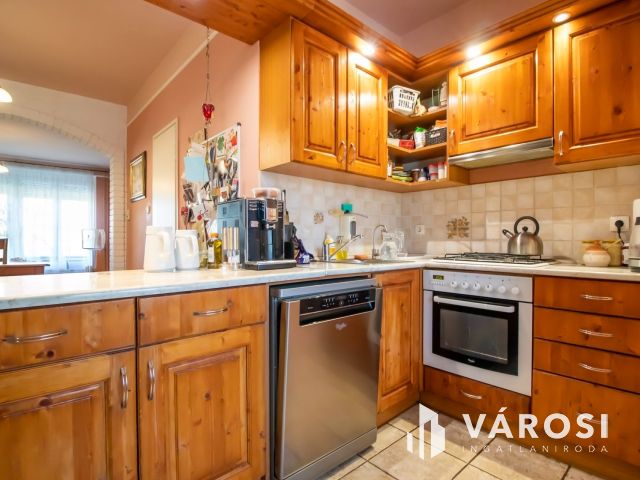 Tágas családi fészek Lovasberényben - 5 szoba, 3 fürdőszoba!