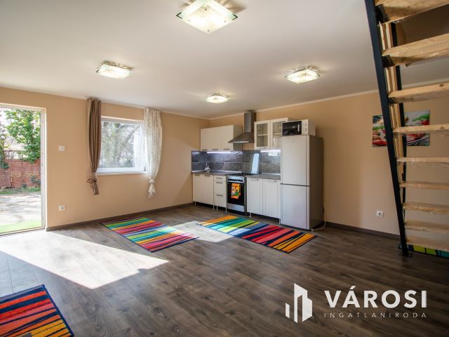 Frissen felújított 3 szobás velencei családi ház