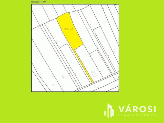 Panorámás zártkerti telek háromszintes kis házzal Tinnyén