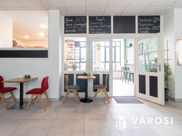 2. emeleti, 16 m2-es iroda kiadó Fáy utcai irodaépületben