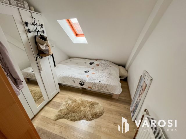 3 ingatlan 1 áráért Szentendrén!