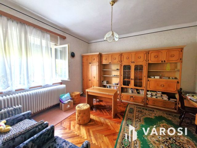 Hangulatos családi ház, garázzsal - Túrkeve központjában