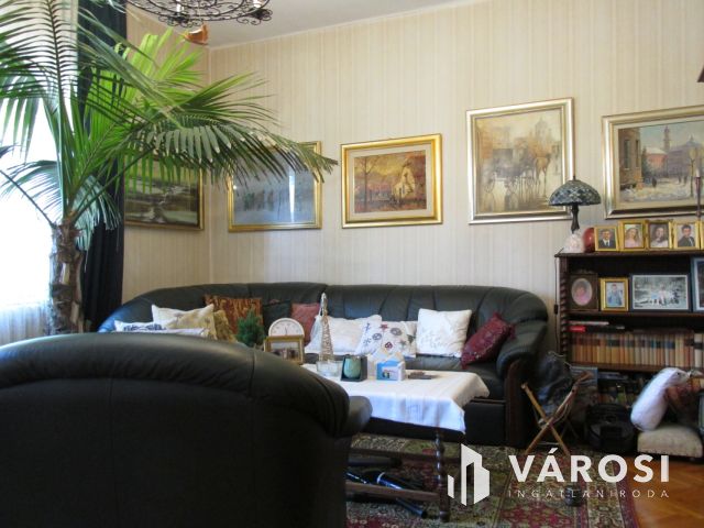 Családi ház Balassagyarmat csendes, zöldövezeti részén!