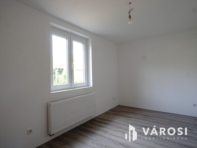 Frissen felújított lakás Padragkúton